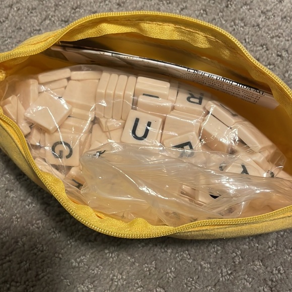 Bananagrams game - never used. - Picture 2 of 2